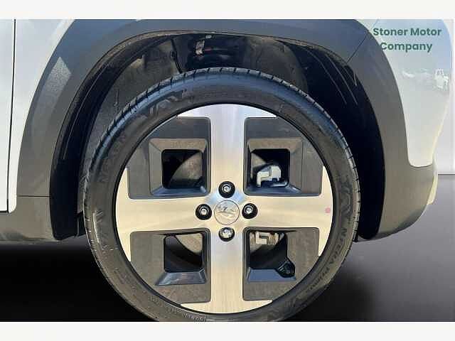 Hyundai INSTER 85kW 02 49kWh 5dr Auto Atlas White