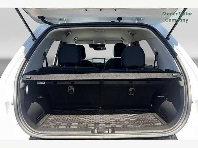 Hyundai INSTER 85kW 02 49kWh 5dr Auto Atlas White