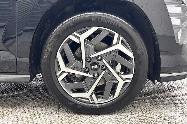 Hyundai KONA 1.6 Hybrid 129 N Line 5dr DCT Abyss Black