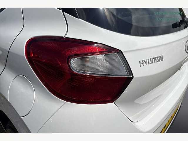 Hyundai I10 1.0 [63] Advance 5dr Auto [Nav] Atlas White