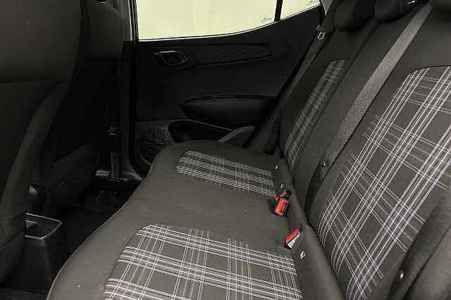 Hyundai i10 1.2 [79] Premium 5dr Auto [Nav]