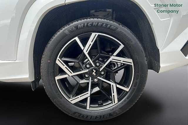 Hyundai TUCSON 1.6T 239 Hybrid N Line 5dr Auto White