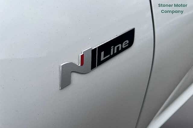 Hyundai TUCSON 1.6T 239 Hybrid N Line 5dr Auto White