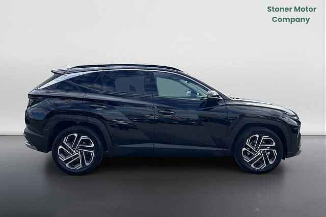 Hyundai TUCSON 1.6T Plug-in Hybrid Ultimate 5dr Auto Black