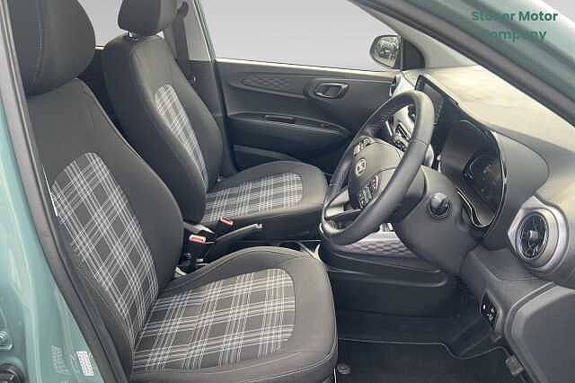 Hyundai i10 1.0 MPi Premium 5dr