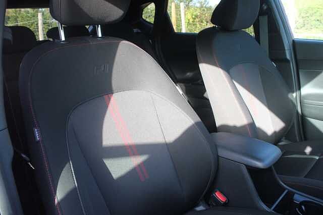 Hyundai KONA 1.6 GDi Hybrid N Line 5dr DCT Ultimate Red