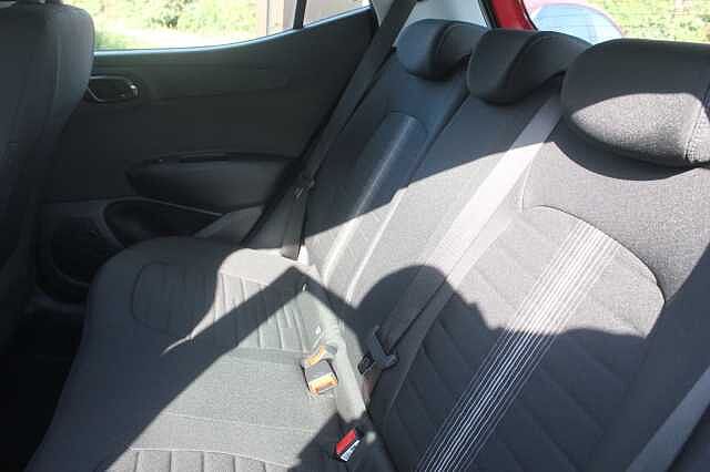 Hyundai I10 1.0 [63] Advance 5dr Auto [Nav] Dragon Red