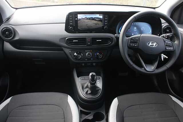 Hyundai i10 1.0 [63] Advance 5dr Auto [Nav]