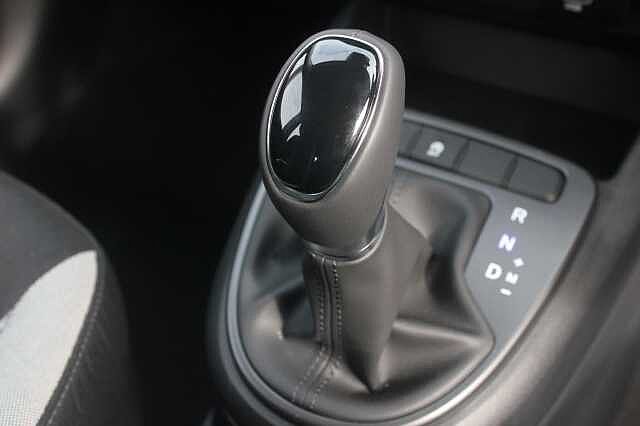 Hyundai i10 1.0 [63] Advance 5dr Auto [Nav]