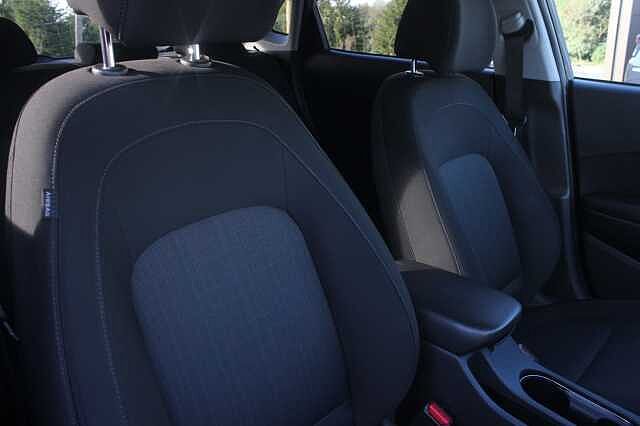 Hyundai KONA 1.6 GDi Hybrid Premium 5dr DCT