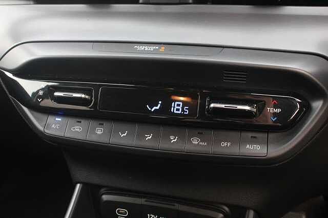 Hyundai I20 1.0T GDi Premium 5dr DCT Mangrove Green