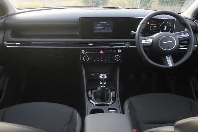 Hyundai TUCSON 1.6T Premium 5dr