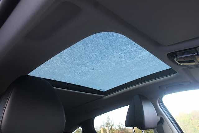 Hyundai TUCSON 1.6T Hybrid Ultimate 5dr Auto Sailing Blue