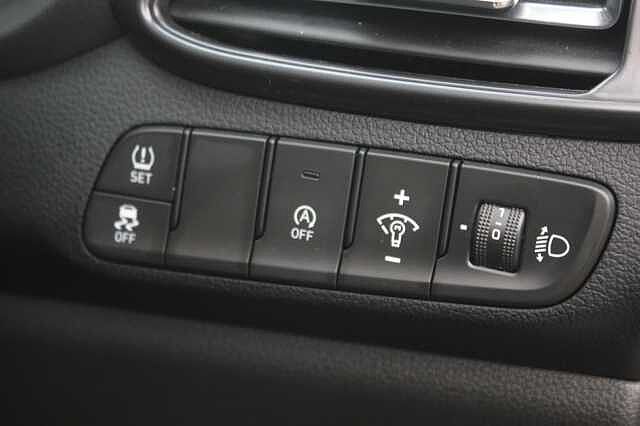 Hyundai I30 1.5T GDi N Line 5dr Shimmering Silver