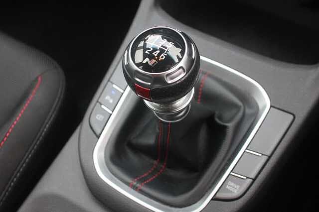 Hyundai I30 1.5T GDi N Line 5dr Shimmering Silver