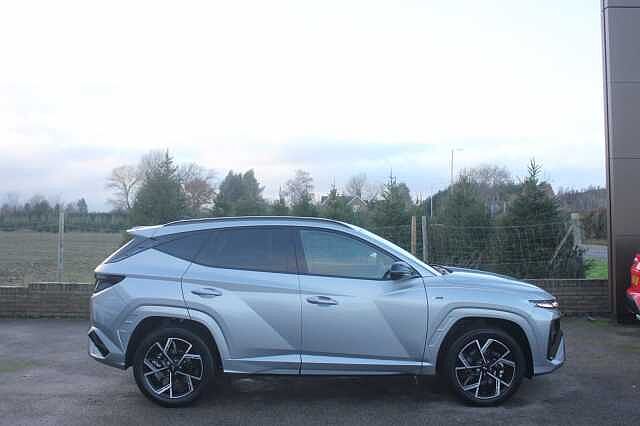 Hyundai TUCSON 1.6T Hybrid N Line 5dr Auto Shimmering Silver