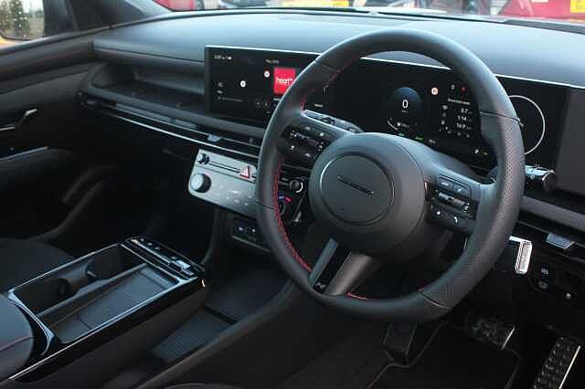 Hyundai TUCSON 1.6T Hybrid N Line 5dr Auto Shimmering Silver