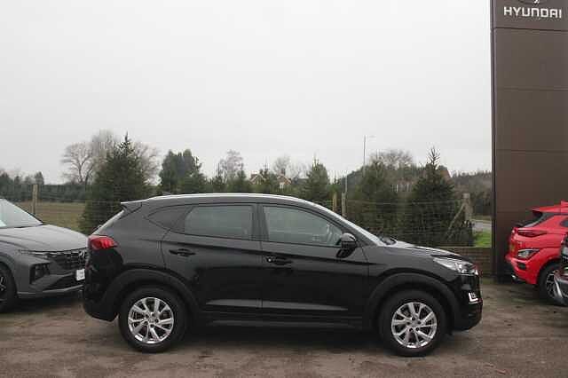 Hyundai TUCSON 1.6 GDi SE Nav 5dr 2WD Phantom Black