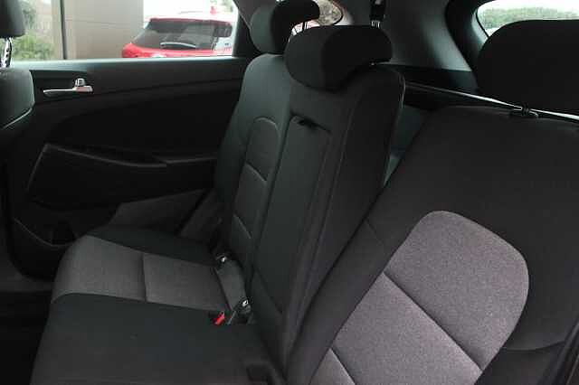 Hyundai TUCSON 1.6 GDi SE Nav 5dr 2WD Phantom Black