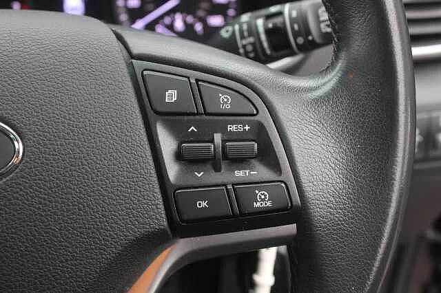 Hyundai TUCSON 1.6 GDi SE Nav 5dr 2WD Phantom Black