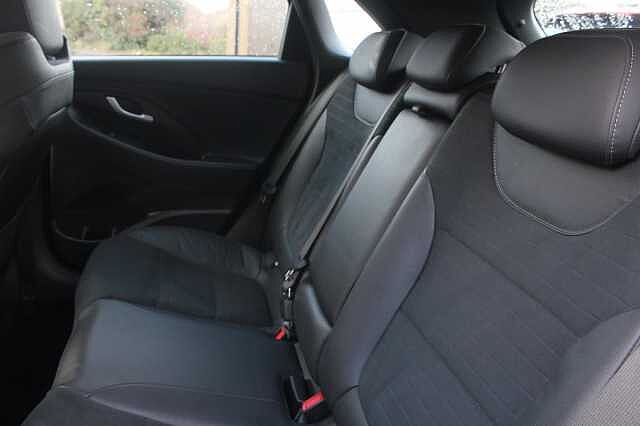 Hyundai I30 1.4T GDI N Line+ [Nav] 5dr Polar White