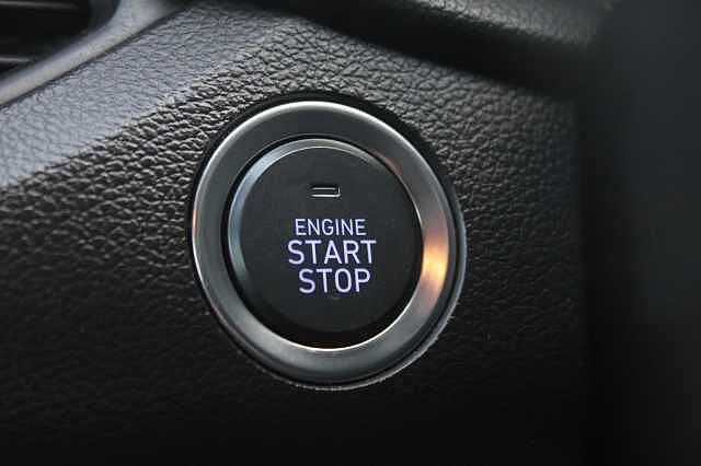 Hyundai I30 1.4T GDI N Line+ [Nav] 5dr Polar White