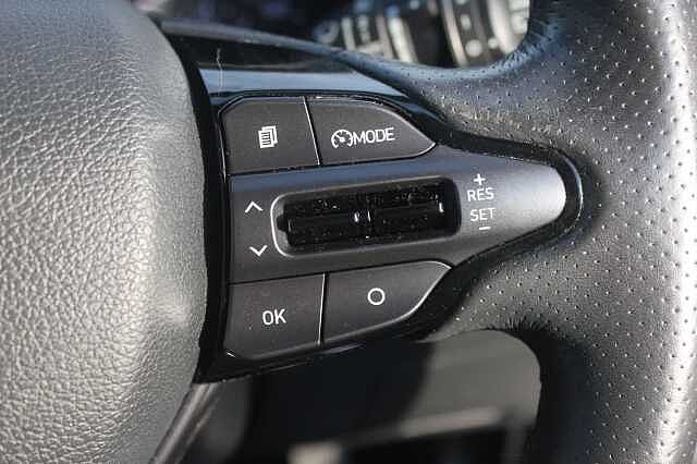 Hyundai I30 1.4T GDI N Line+ [Nav] 5dr Polar White