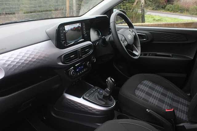 Hyundai i10 1.2 [79] Premium 5dr Auto [Nav]