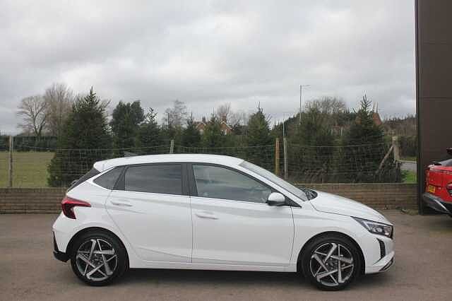 Hyundai i20 1.0T GDi Premium 5dr DCT