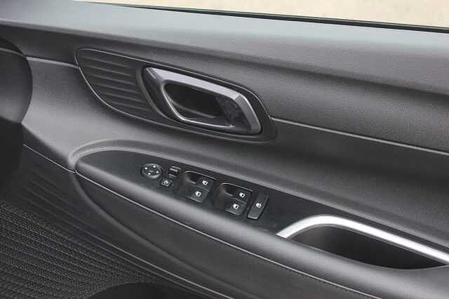 Hyundai I20 1.0T GDi Ultimate 5dr DCT Vibrant Blue