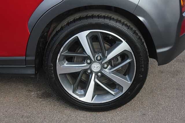 Hyundai KONA 1.6T GDi Blue Drive Premium GT 5dr 4WD DCT Pulse Red/Phantom Black