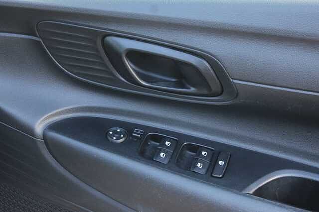 Hyundai i20 1.0T GDi 48V MHD SE Connect 5dr DCT