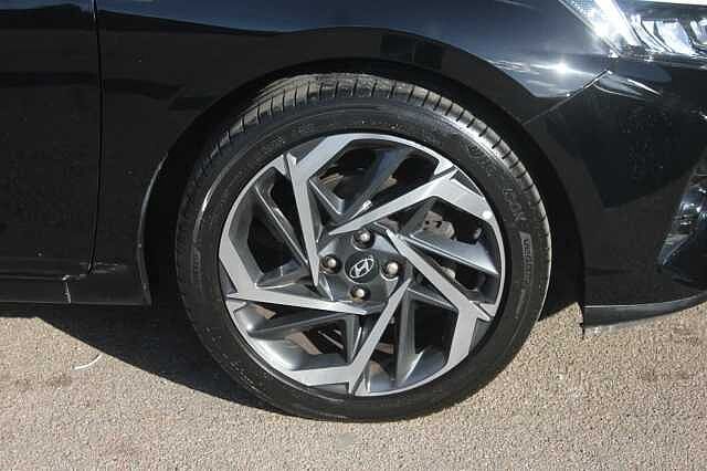 Hyundai I20 1.0T GDi 48V MHD Premium 5dr Phantom Black