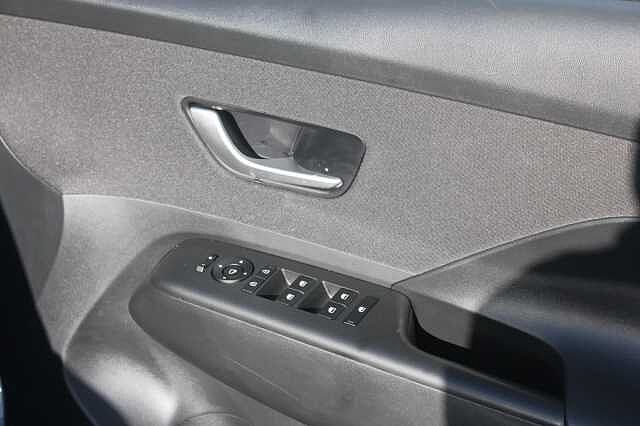 Hyundai KONA 1.6 Hybrid 129 Advance 5dr DCT Meta Blue