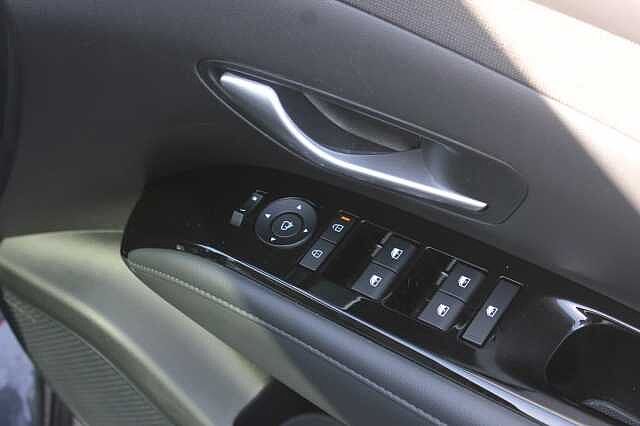 Hyundai TUCSON 1.6T Plug-in Hybrid Ultimate 5dr Auto