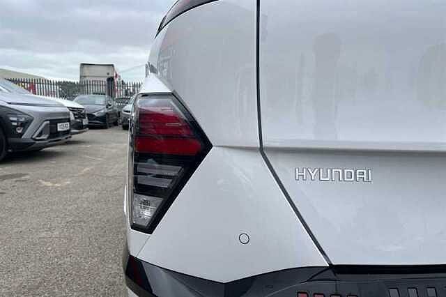Hyundai KONA 65.4kWh Ultimate SUV 5dr Electric Auto (218 ps) White