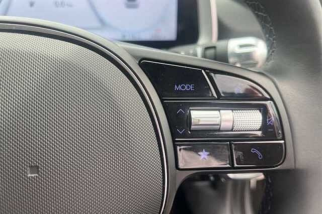 Hyundai IONIQ 6 77.4kWh Premium Saloon 4dr Electric Auto (228 ps)