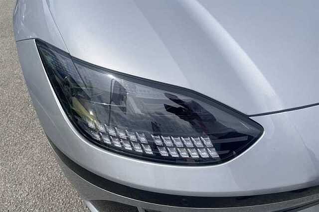Hyundai IONIQ 6 77.4kWh Premium Saloon 4dr Electric Auto (228 ps)
