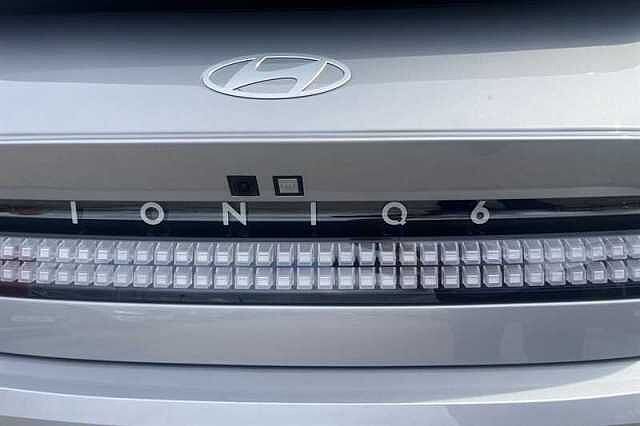 Hyundai IONIQ 6 77.4kWh Premium Saloon 4dr Electric Auto (228 ps)