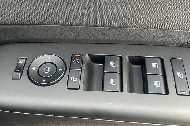 Hyundai KONA 1.6 h-GDi N Line SUV 5dr Petrol Hybrid DCT Euro 6 (s/s) (129 ps) Black