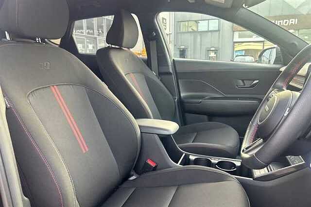 Hyundai KONA 1.6 h-GDi N Line SUV 5dr Petrol Hybrid DCT Euro 6 (s/s) (129 ps) Black