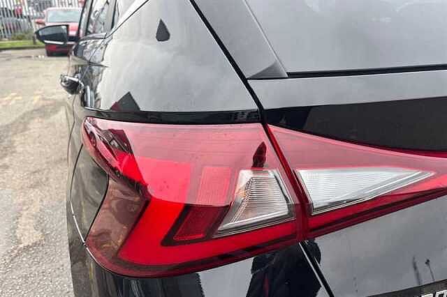 Hyundai I20 1.0 T-GDi Ultimate Hatchback 5dr Petrol DCT Euro 6 (s/s) (100 ps) Black