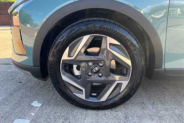 Hyundai BAYON 1.0 T-GDi Ultimate SUV 5dr Petrol DCT Euro 6 (s/s) (100 ps) Green