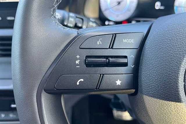 Hyundai BAYON 1.0 T-GDi Ultimate SUV 5dr Petrol DCT Euro 6 (s/s) (100 ps) Green