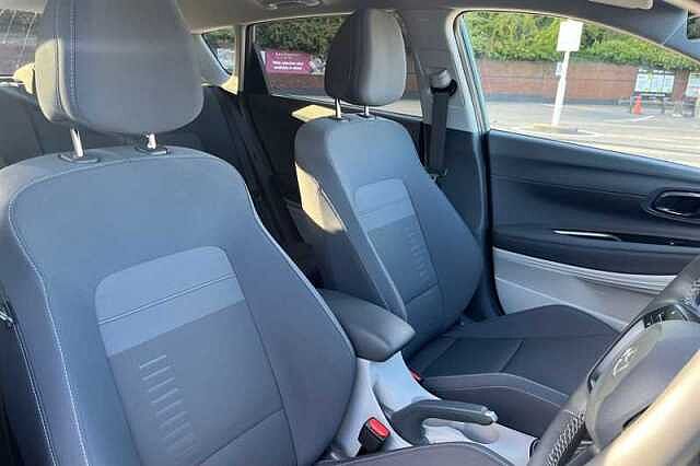 Hyundai BAYON 1.0 T-GDi Ultimate SUV 5dr Petrol DCT Euro 6 (s/s) (100 ps) Green