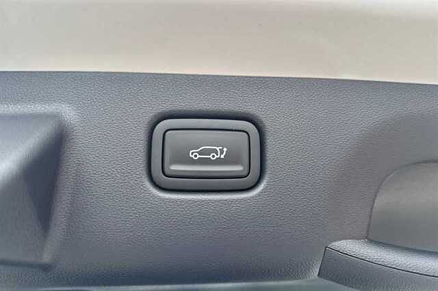 Hyundai KONA 1.6 h-GDi Ultimate SUV 5dr Petrol Hybrid DCT Euro 6 (s/s) (129 ps) White