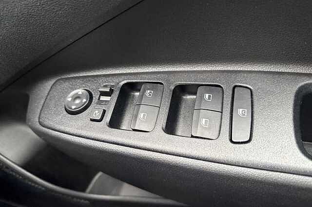 Hyundai i10 1.0 Premium Hatchback 5dr Petrol Auto Euro 6 (s/s) (63 ps)