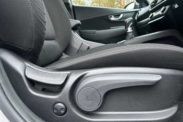 Hyundai KONA 1.0 T-GDi MHEV Premium SUV 5dr Petrol Hybrid Manual Euro 6 (s/s) (120 ps) Grey