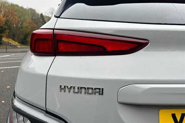 Hyundai KONA 1.0 T-GDi MHEV Premium SUV 5dr Petrol Hybrid Manual Euro 6 (s/s) (120 ps) Grey