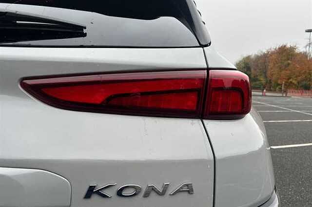 Hyundai KONA 1.0 T-GDi MHEV Premium SUV 5dr Petrol Hybrid Manual Euro 6 (s/s) (120 ps) Grey